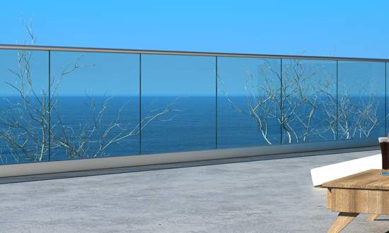 Stolpfria räcken. Pris från 2500 kr/m