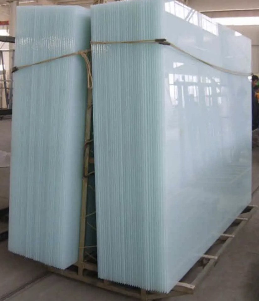 Frostat 8,38 mm laminerat säkerhetsglas – Höjd 1050 mm