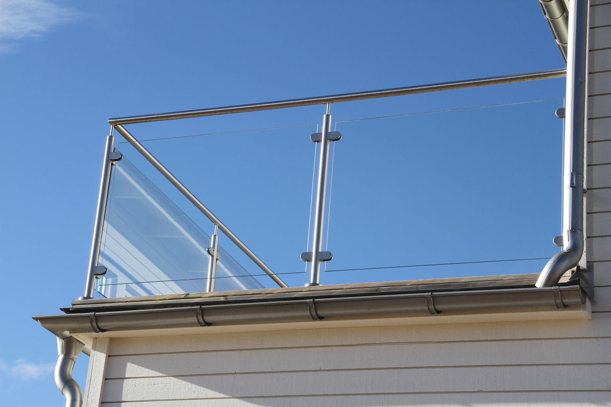 Klart 8.38 mm laminerat säkerhetsglas – Höjd 910 mm