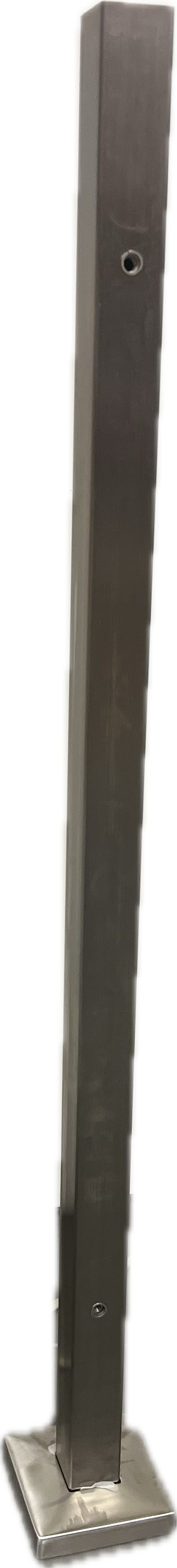 Mitt stolpe 4-kant inkl täcklock KSQ003 Stolphöjd: 980 mm Höjd hål 1: 180 mm Höjd hål 2: 860 mm