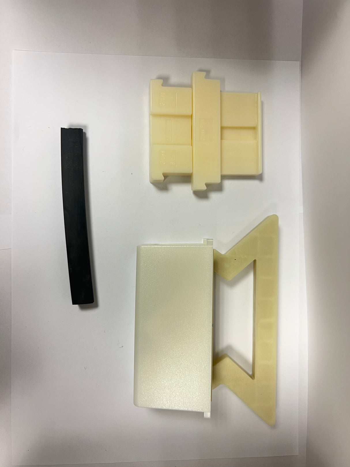 Justerbar Gummisats för Alu Profil 12,76 mm 0,36 kN. Pris per meter.