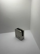 Klämfäste rör 42,4 mm Glas 8 mm / 8,76 mm Storlek: 45 x 45 mm M8 skruv ingår 1 par gummi ingår