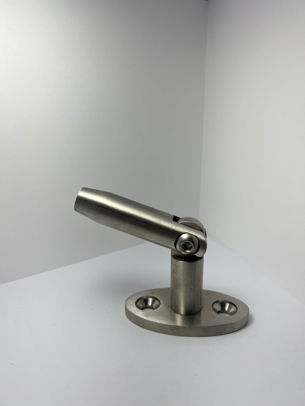 Skärmtak vägg glas Säljes endast komplett 8 delar totalt. Exkl glas

Artikelnummer: KRS002-316

Yta: Satin G320

Kvalite: 316